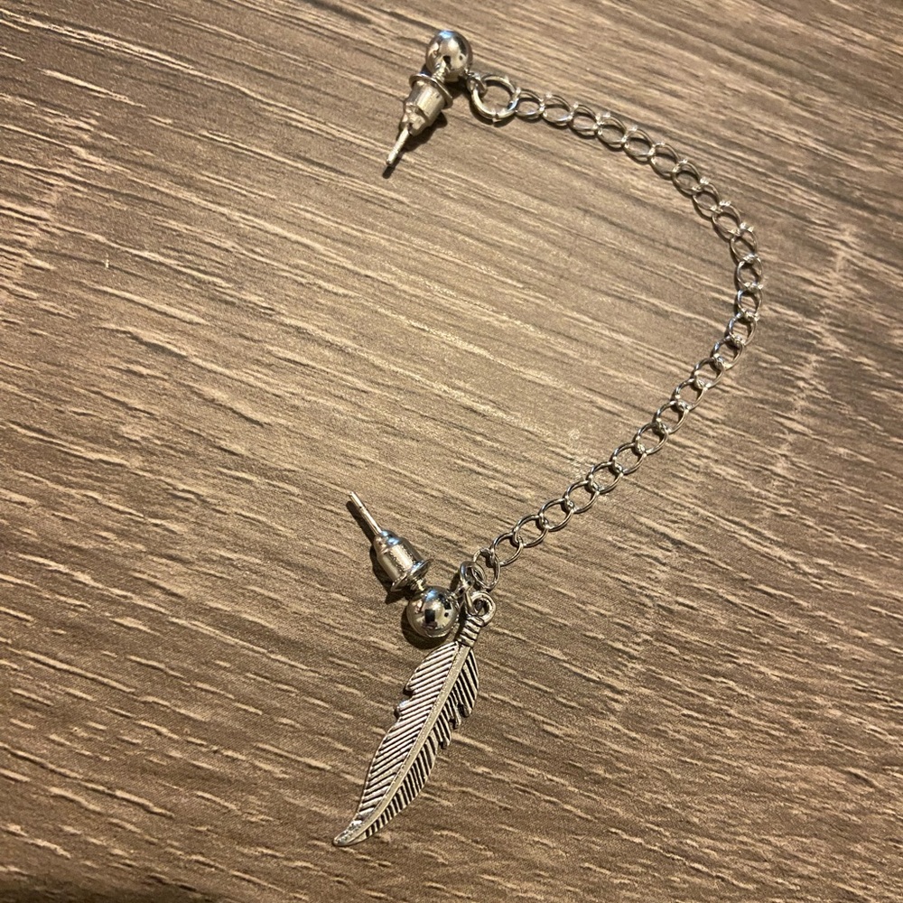 Double piercing earring